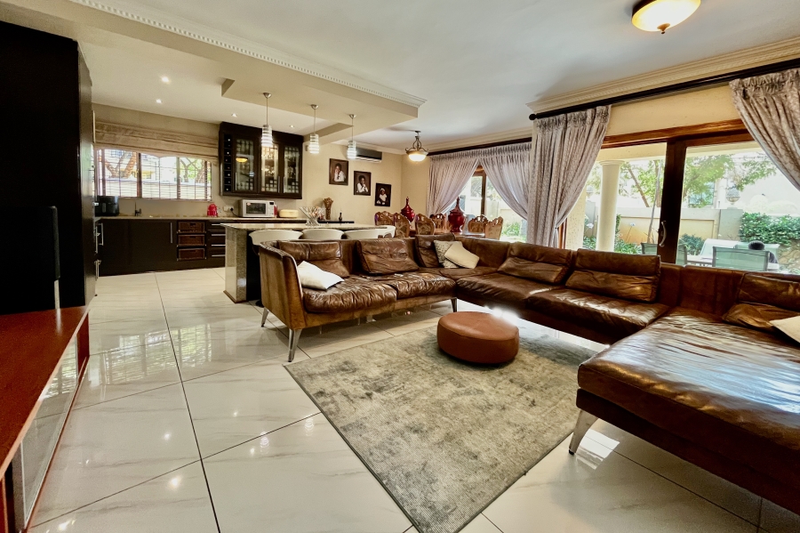 4 Bedroom Property for Sale in Leeuwenhof Estate Gauteng