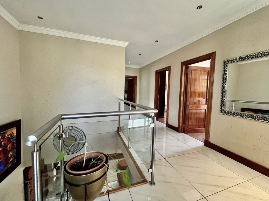 4 Bedroom Property for Sale in Leeuwenhof Estate Gauteng