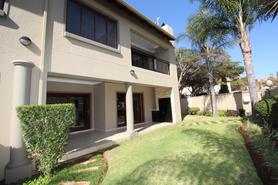 4 Bedroom Property for Sale in Leeuwenhof Estate Gauteng