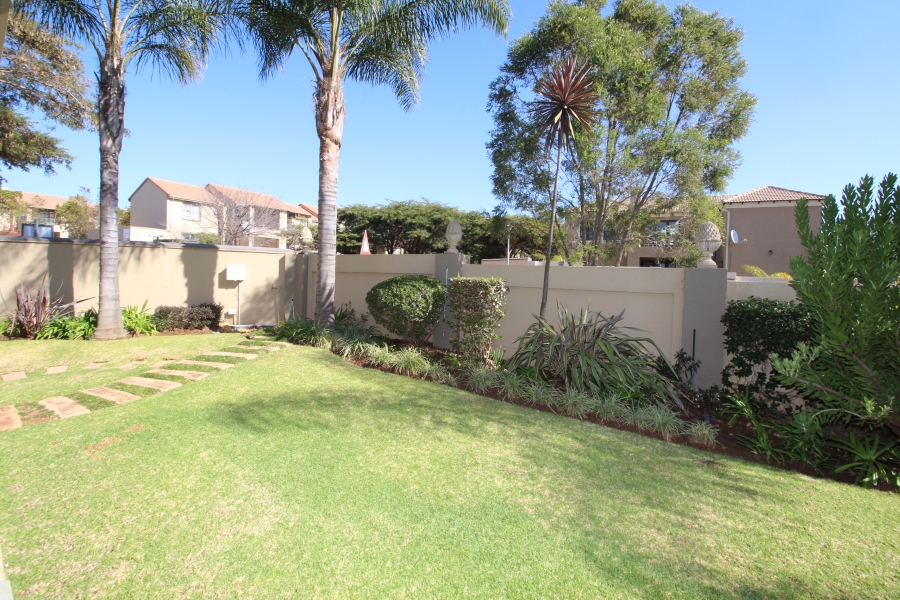 4 Bedroom Property for Sale in Leeuwenhof Estate Gauteng