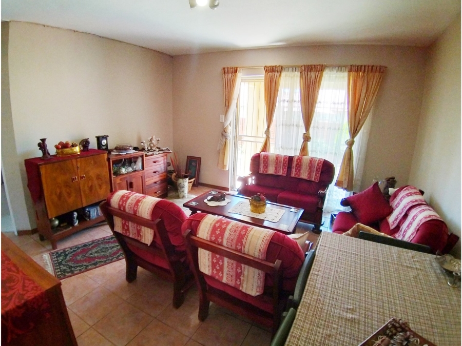 2 Bedroom Property for Sale in Montana Gauteng