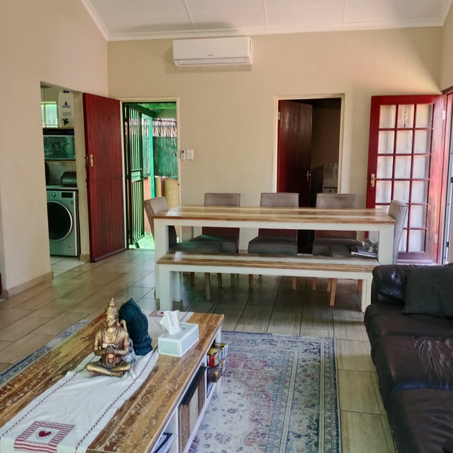 2 Bedroom Property for Sale in Halfway Gardens Gauteng