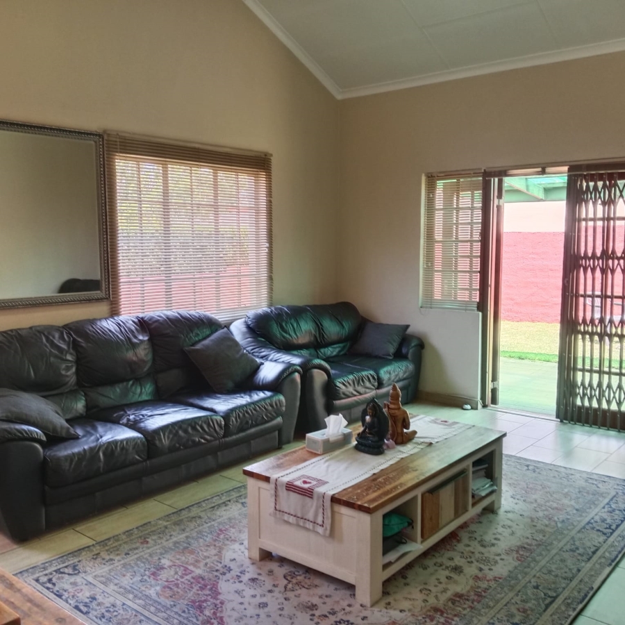 2 Bedroom Property for Sale in Halfway Gardens Gauteng