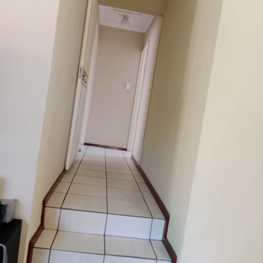 2 Bedroom Property for Sale in Halfway Gardens Gauteng