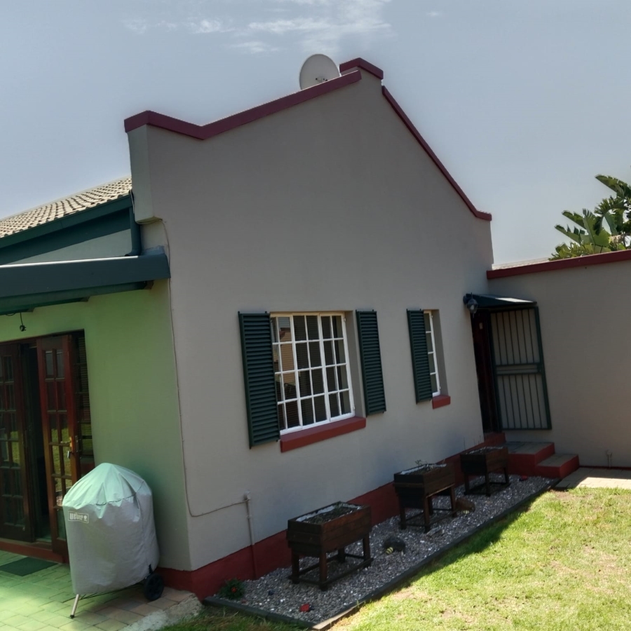 2 Bedroom Property for Sale in Halfway Gardens Gauteng