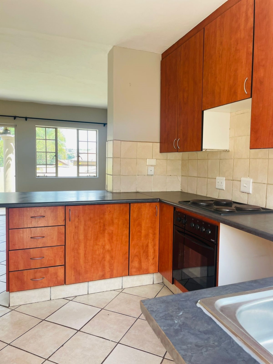 To Let 2 Bedroom Property for Rent in North Riding Gauteng