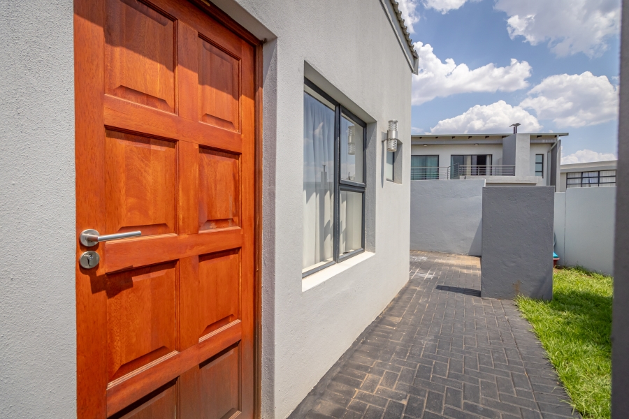 4 Bedroom Property for Sale in Midstream Estate Gauteng