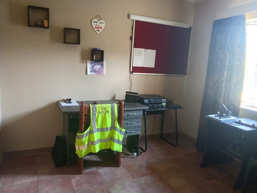 4 Bedroom Property for Sale in Mindalore Gauteng