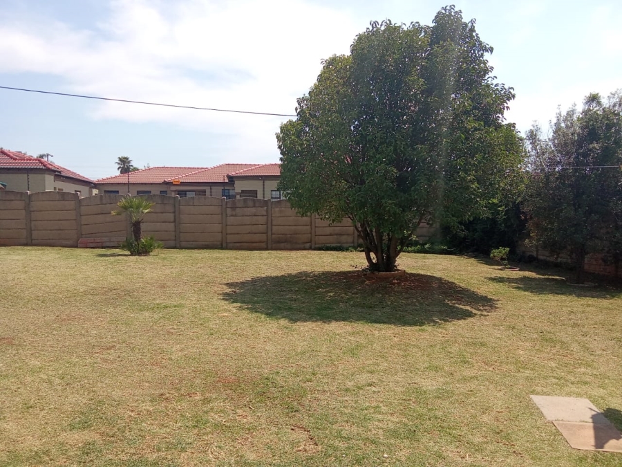 4 Bedroom Property for Sale in Mindalore Gauteng