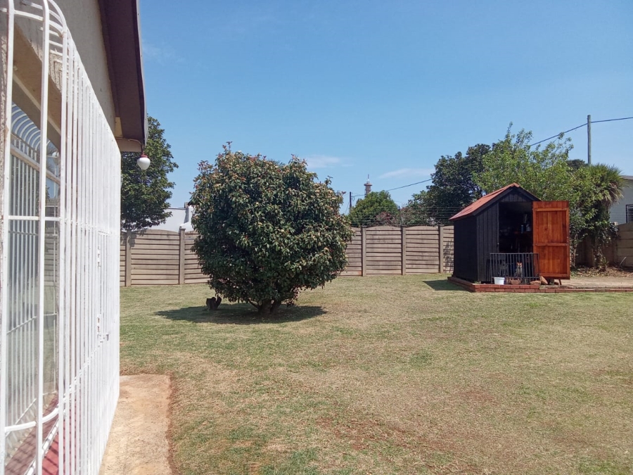 4 Bedroom Property for Sale in Mindalore Gauteng