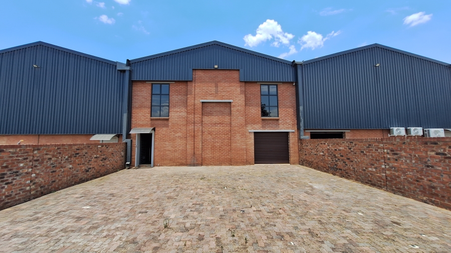 To Let commercial Property for Rent in Honeydew Gauteng