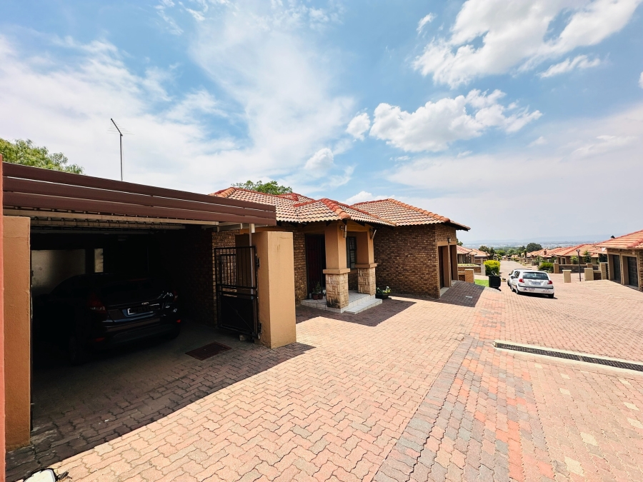 3 Bedroom Property for Sale in Lambton Gauteng