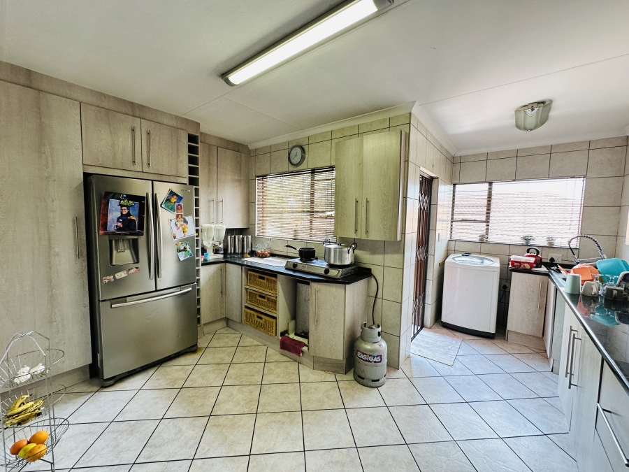 3 Bedroom Property for Sale in Lambton Gauteng