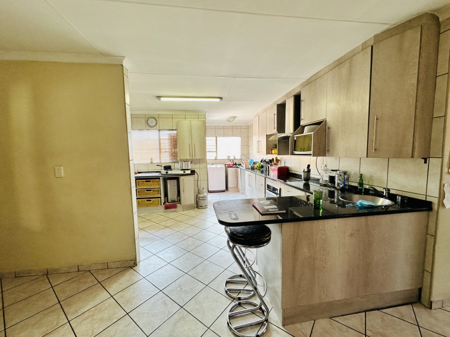 3 Bedroom Property for Sale in Lambton Gauteng