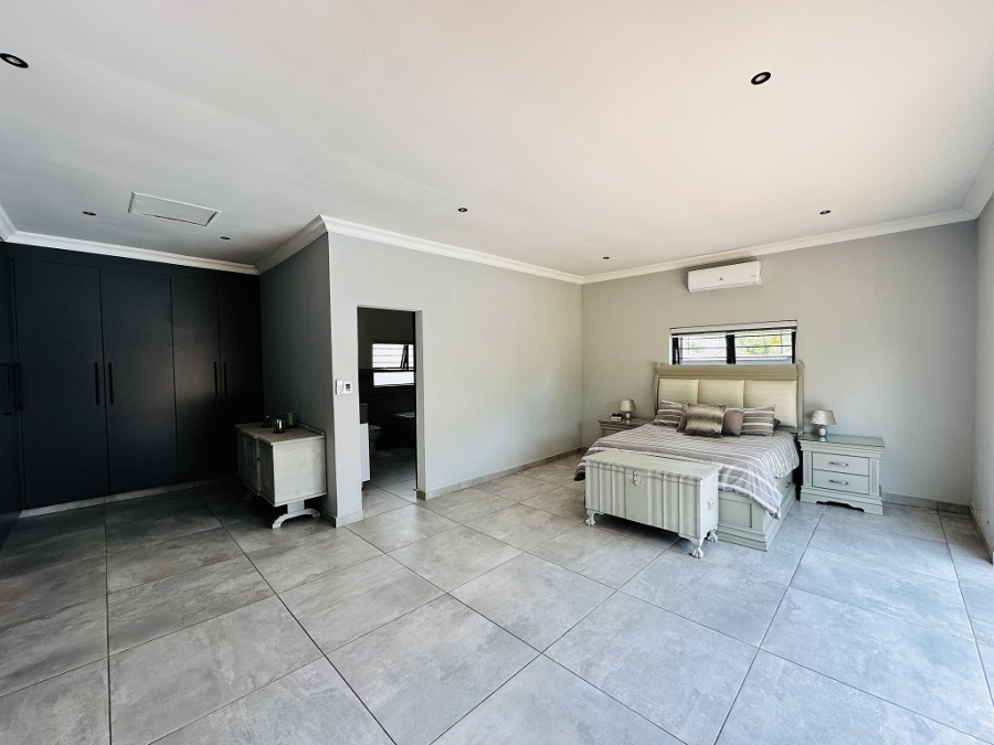 4 Bedroom Property for Sale in Verwoerdpark Gauteng