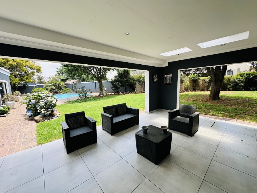 4 Bedroom Property for Sale in Verwoerdpark Gauteng