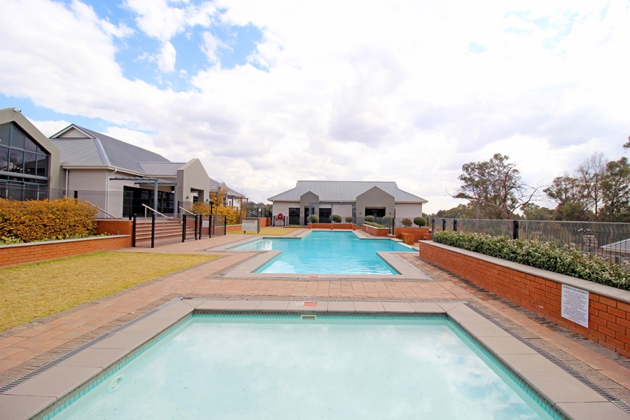 2 Bedroom Property for Sale in Modderfontein Gauteng