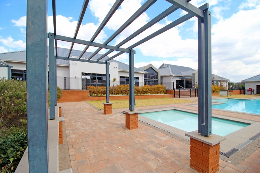 2 Bedroom Property for Sale in Modderfontein Gauteng