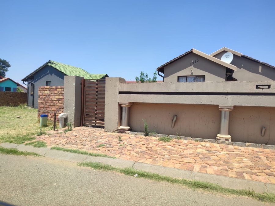 3 Bedroom Property for Sale in Payneville Gauteng