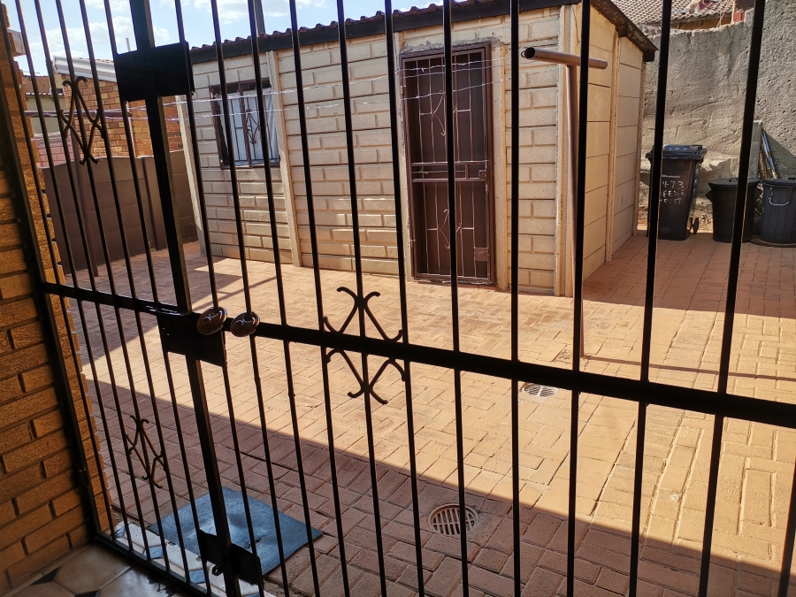 3 Bedroom Property for Sale in Kenleaf Gauteng