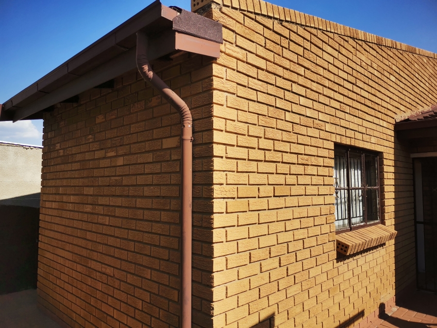 3 Bedroom Property for Sale in Kenleaf Gauteng