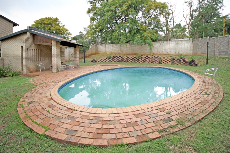 3 Bedroom Property for Sale in Corlett Gardens Gauteng