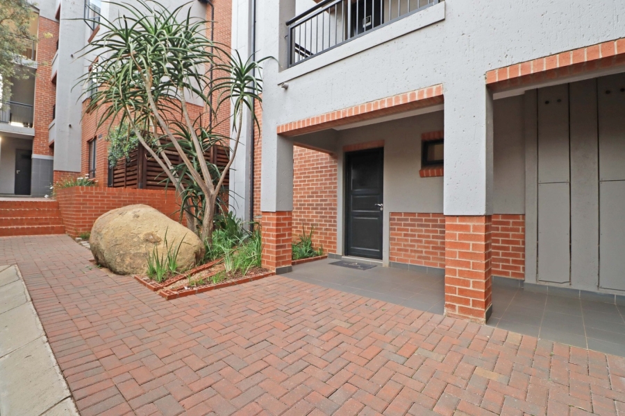 1 Bedroom Property for Sale in Bryanston Gauteng