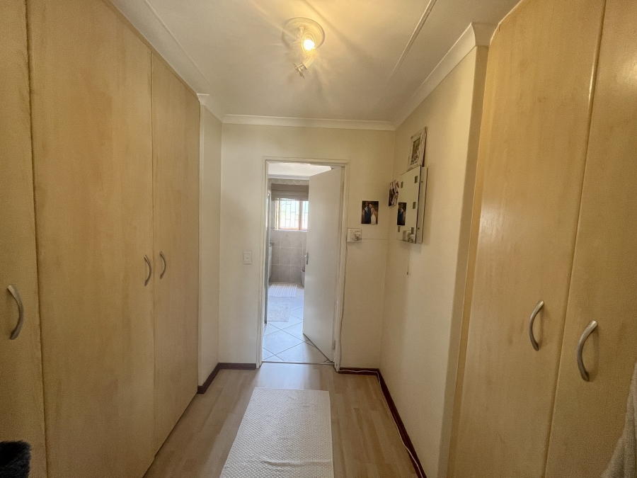 3 Bedroom Property for Sale in Barbeque Downs Gauteng