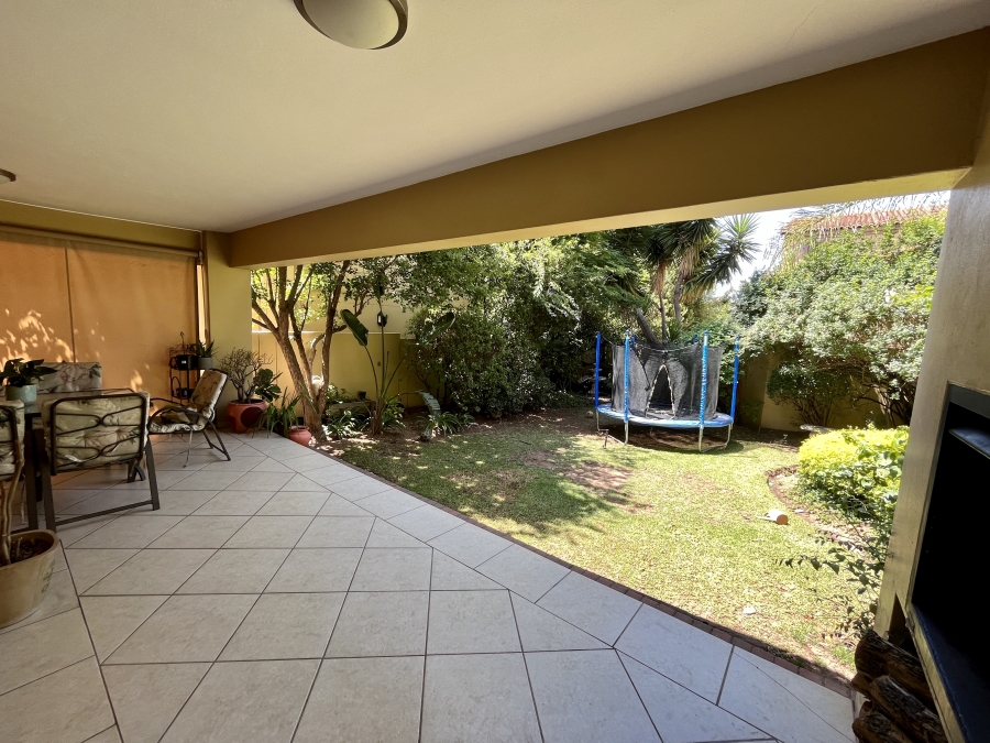 3 Bedroom Property for Sale in Barbeque Downs Gauteng