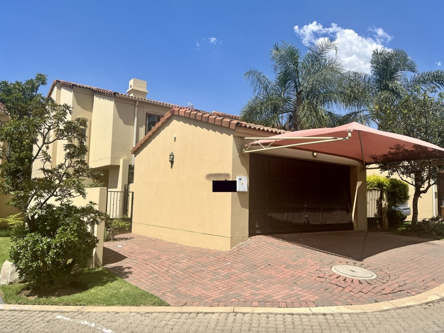 3 Bedroom Property for Sale in Barbeque Downs Gauteng