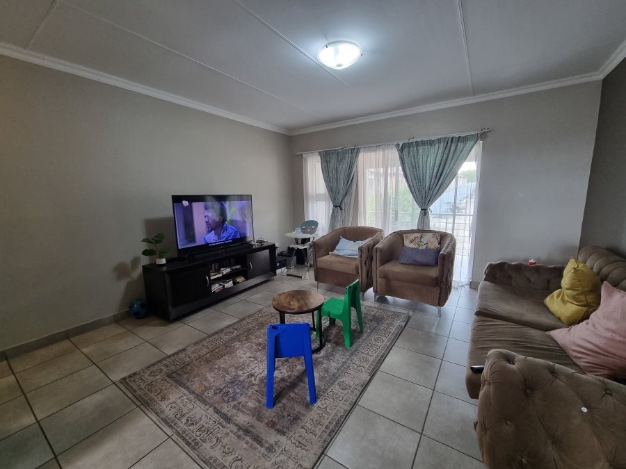 3 Bedroom Property for Sale in Noordwyk Gauteng