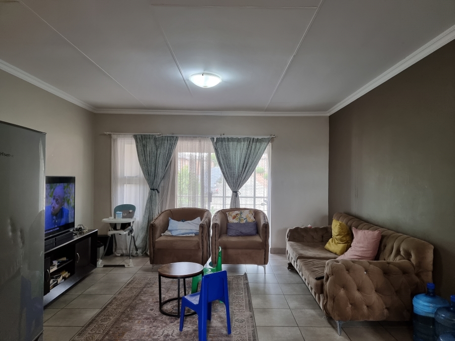 3 Bedroom Property for Sale in Noordwyk Gauteng