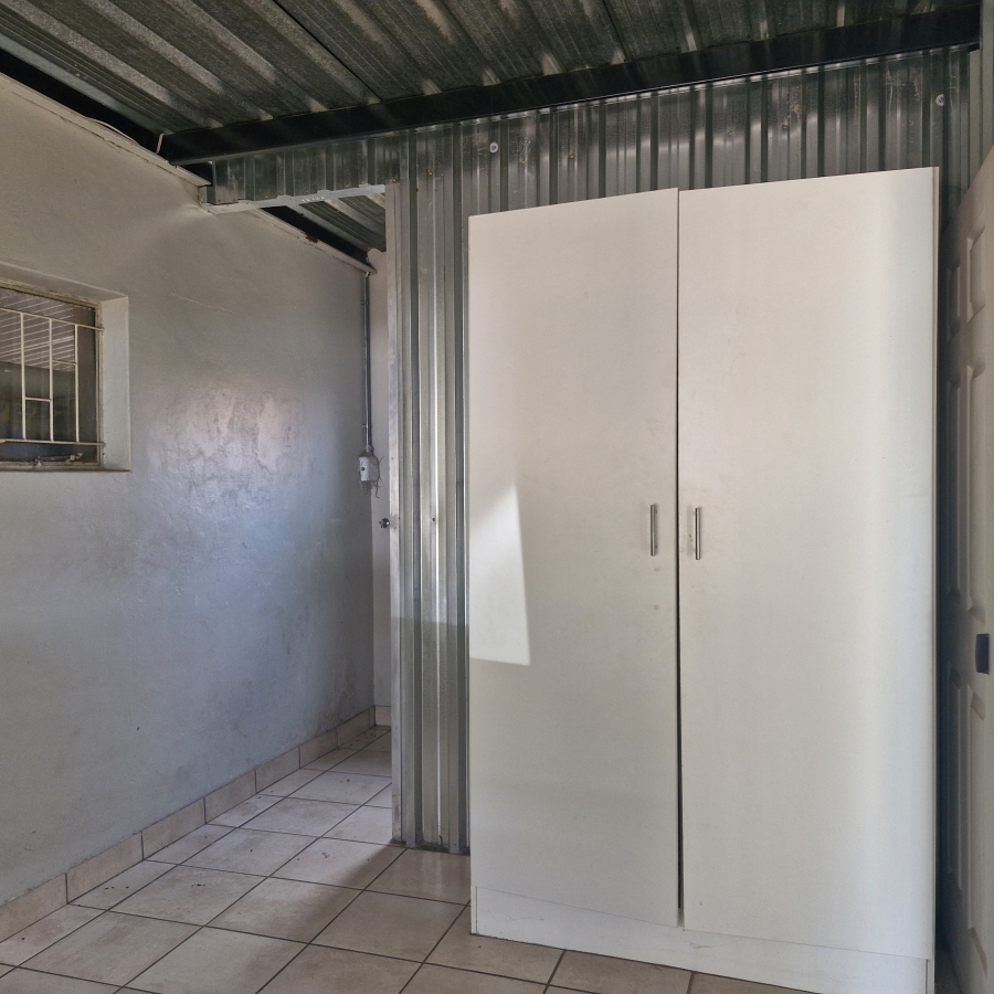 3 Bedroom Property for Sale in Rooihuiskraal Gauteng