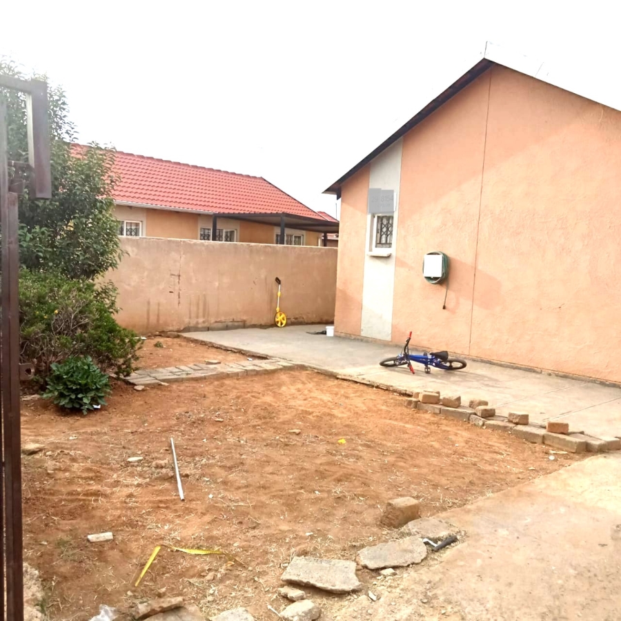 2 Bedroom Property for Sale in Windmill Park Gauteng