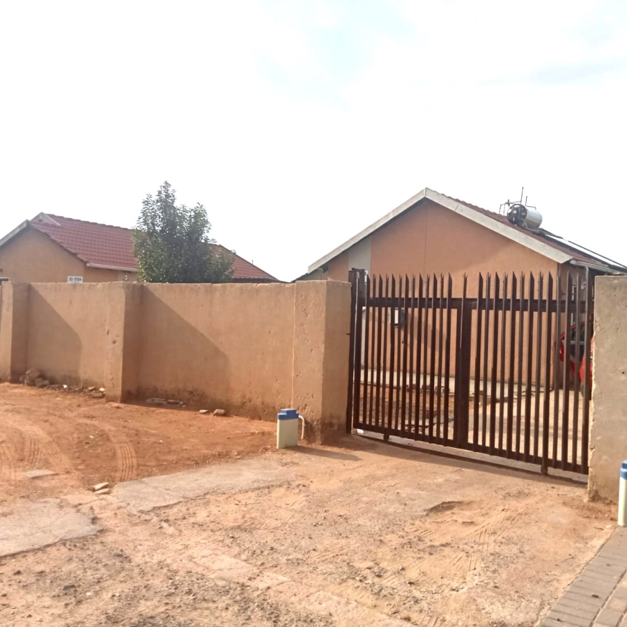 2 Bedroom Property for Sale in Windmill Park Gauteng