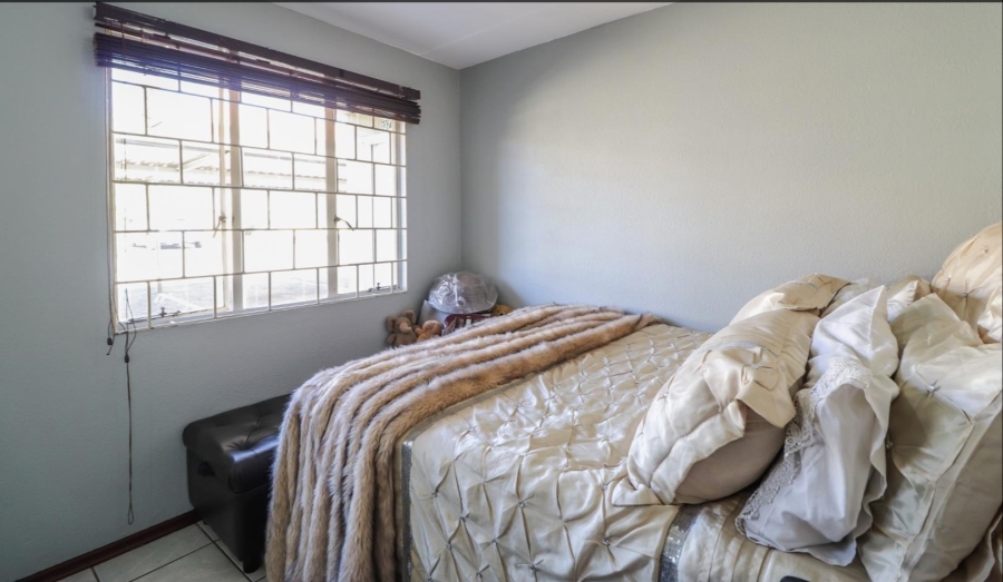 2 Bedroom Property for Sale in Eden Glen Gauteng