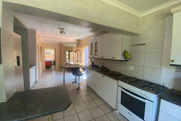 4 Bedroom Property for Sale in The Orchards Gauteng