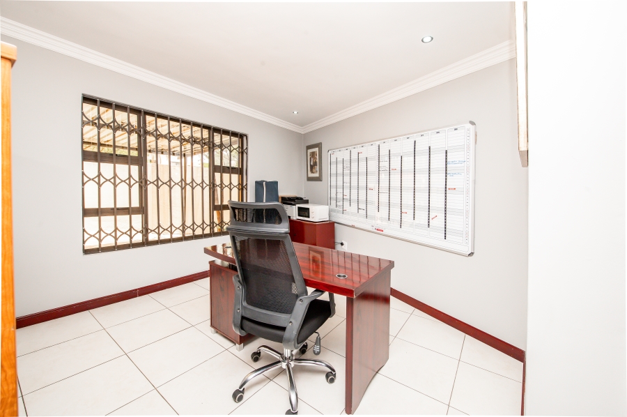 3 Bedroom Property for Sale in Vorna Valley Gauteng