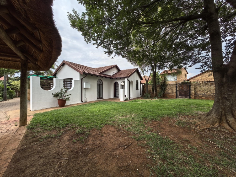 To Let 2 Bedroom Property for Rent in Doornpoort Gauteng