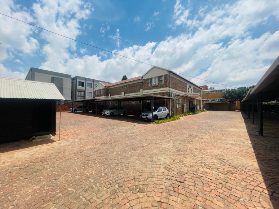 1 Bedroom Property for Sale in Riviera Gauteng