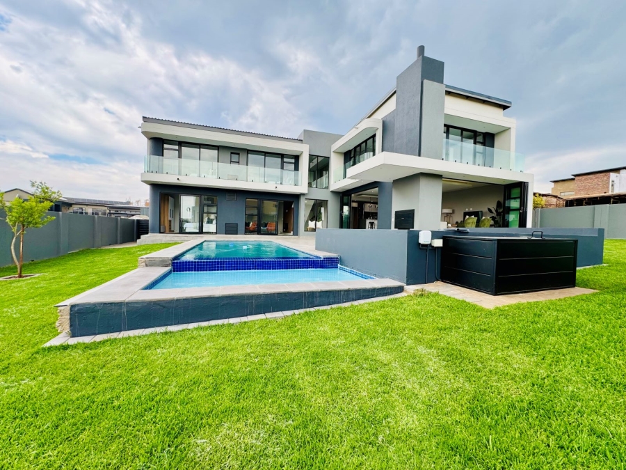 4 Bedroom Property for Sale in Midstream Heights Gauteng