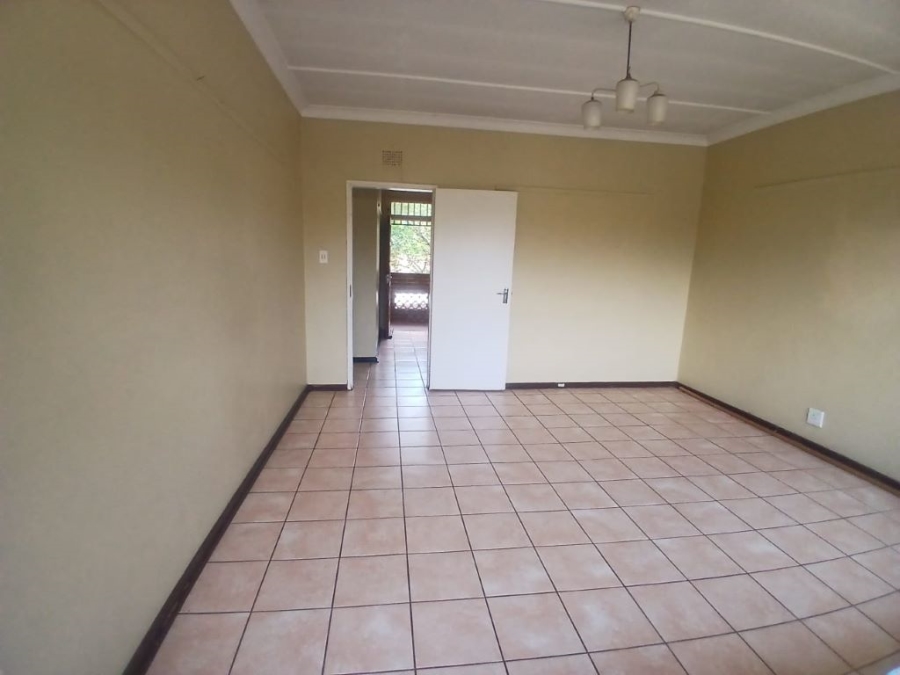 2 Bedroom Property for Sale in Parkhill Gardens Gauteng