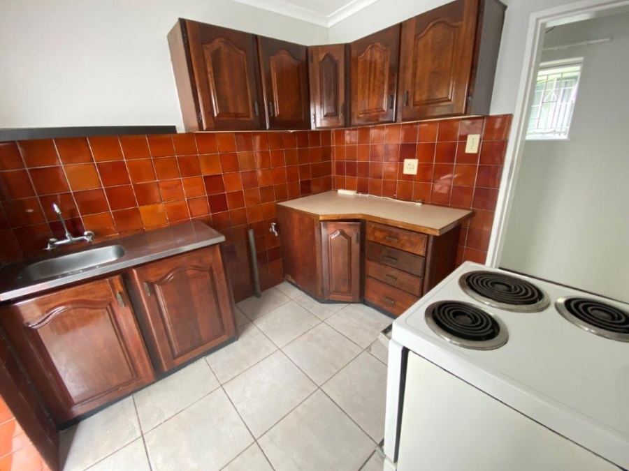 To Let 1 Bedroom Property for Rent in Parktown Gauteng