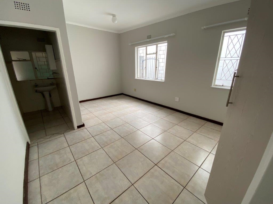 To Let 1 Bedroom Property for Rent in Parktown Gauteng