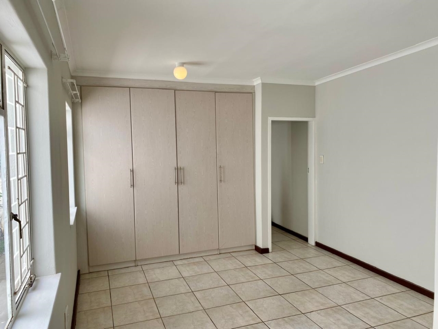 To Let 1 Bedroom Property for Rent in Parktown Gauteng