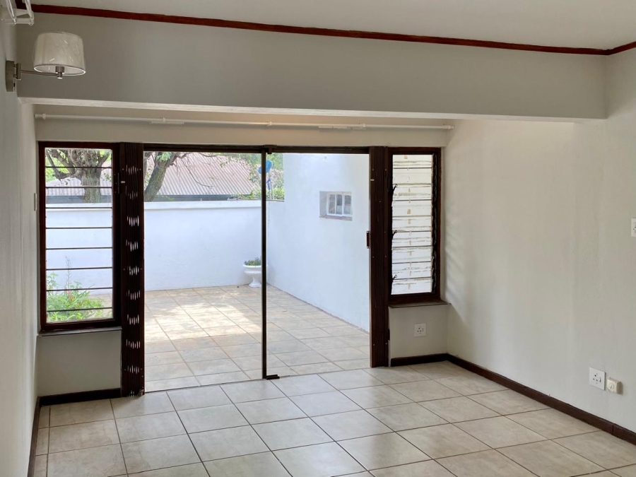 To Let 1 Bedroom Property for Rent in Parktown Gauteng