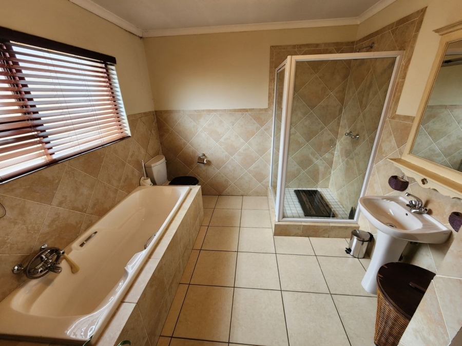 3 Bedroom Property for Sale in Bartlett Gauteng