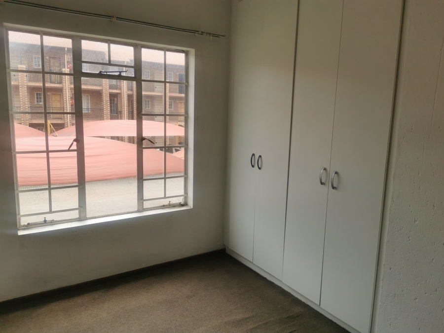 2 Bedroom Property for Sale in Comet Gauteng