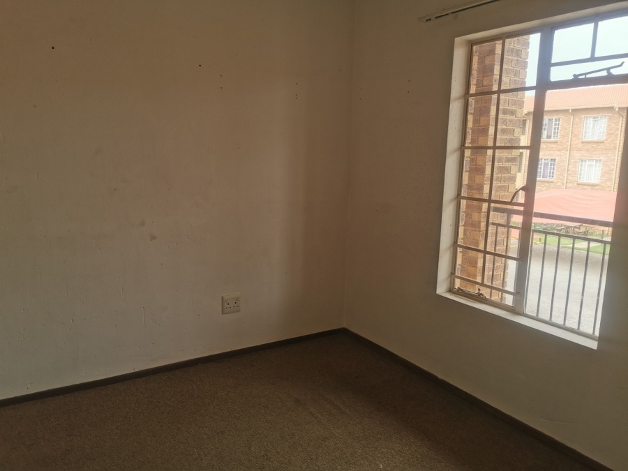 2 Bedroom Property for Sale in Comet Gauteng