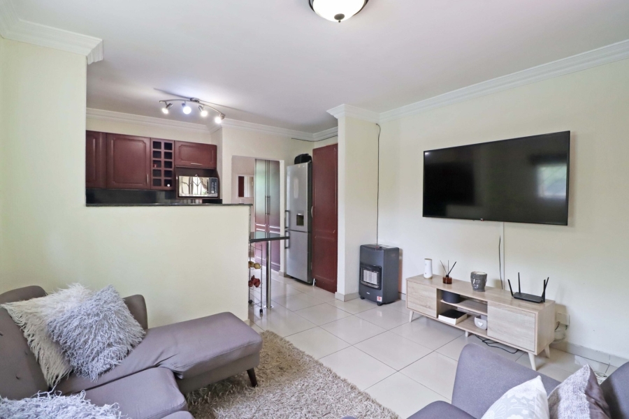 To Let 1 Bedroom Property for Rent in Bryanston Gauteng